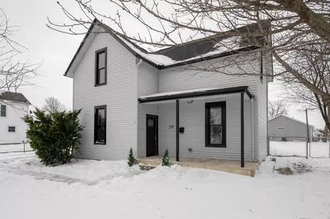 219 S Main St, London, OH 43140