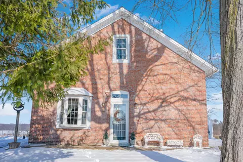 5510 Elevator Rd NE, Pleasantville, OH 43148