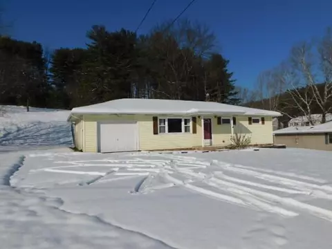 919 State Route 93 N, Logan, OH 43138