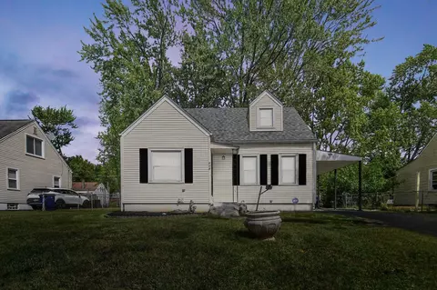 1802 Devonshire Rd, Columbus, OH 43219