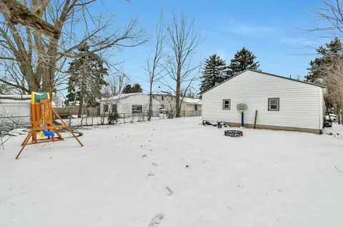 Exterior - 473 Smith St, Marion, OH 43302 photo 4 of 6