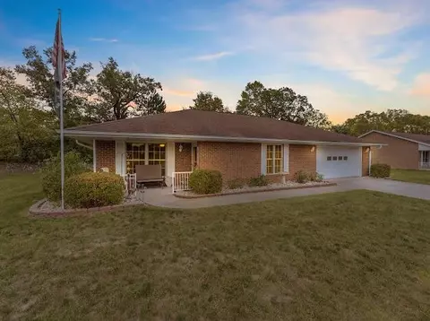 663 Elaine Dr, West Jefferson, OH 43162