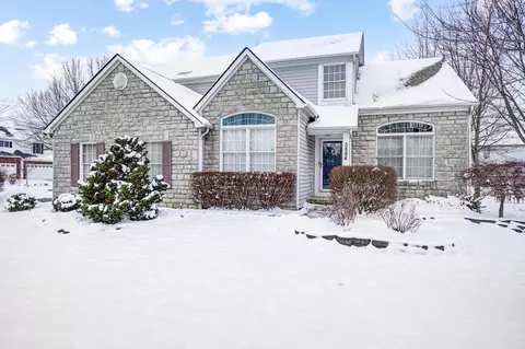 5884 Lakeview Dr, Hilliard, OH 43026