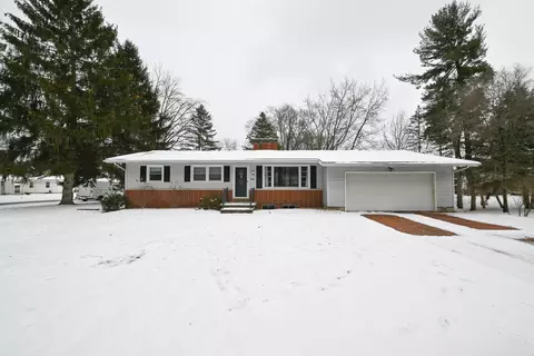 785 Center St, Galion, OH 44833