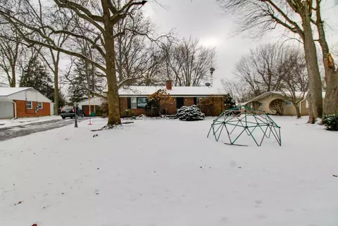 1209 Timber Ln, Marion, OH 43302