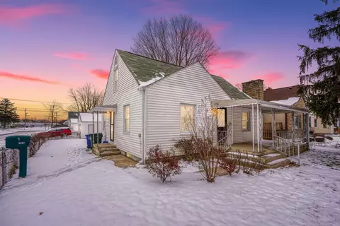 3427 Eisenhower Rd, Columbus, OH 43224