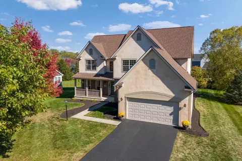 7458 Marston Ln, Dublin, OH 43016