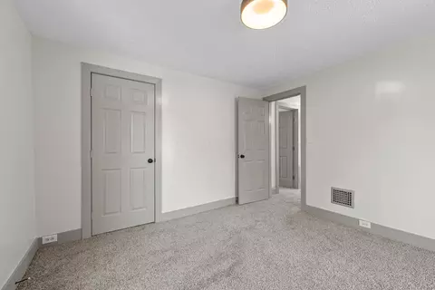 517 E Moler St, Columbus, OH 43207 photo 23