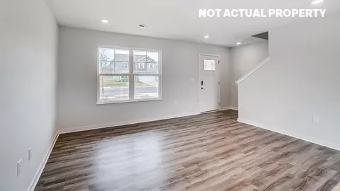 560 Morrison St, Lithopolis, OH 43136 photo 5