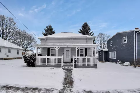 24 Plum Ave, Shelby, OH 44875