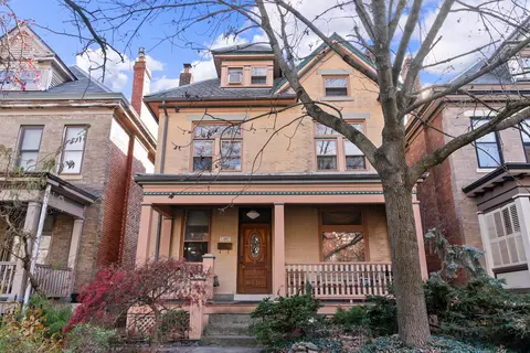 369 W Hubbard Ave, Columbus, OH 43215