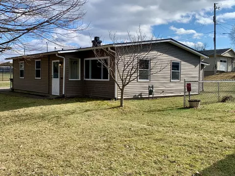 445 W Shields St, Newark, OH 43055