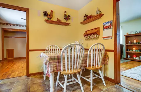 Dining - 2453 Thor Dr, Springfield, OH 45503 photo 2 of 5