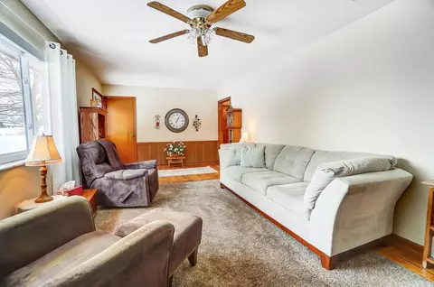 Living - 2453 Thor Dr, Springfield, OH 45503 photo 4 of 4