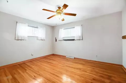 Bedroom - 2453 Thor Dr, Springfield, OH 45503 photo 3 of 7