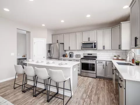 Kitchen - 2871 Beechwood Dr, Powell, OH 43065 photo 2 of 4
