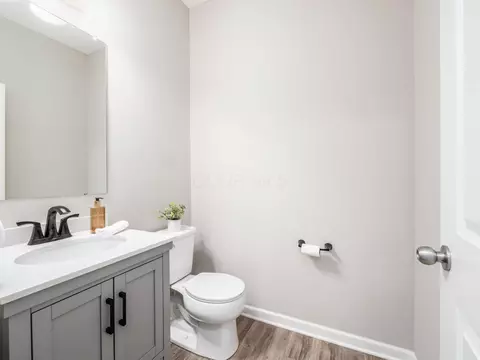 Bath - 2871 Beechwood Dr, Powell, OH 43065 photo 1 of 3