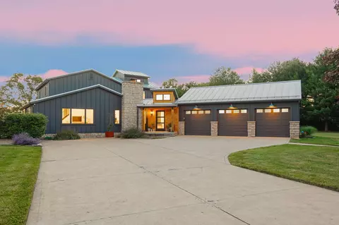 3216 S Three Bs K Rd, Galena, OH 43021