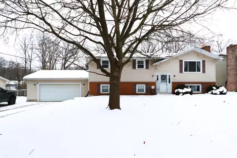 1238 Mayfair Dr, Mansfield, OH 44905