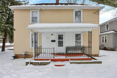 513 W Water St, New Lexington, OH 43764