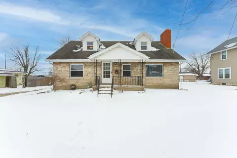 245 N Market St, Mount Sterling, OH 43143