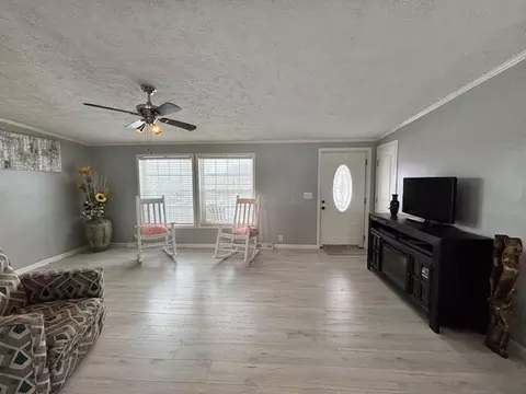 7193 Fairmount Rd, Heath, OH 43056 photo 2