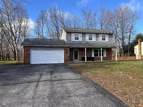 11787 Kennington Sq W, Pickerington, OH 43147