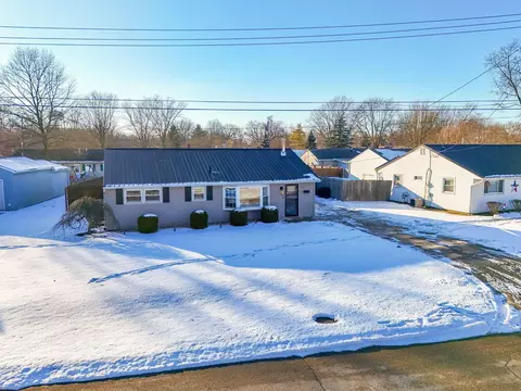 67 George St, Richwood, OH 43344