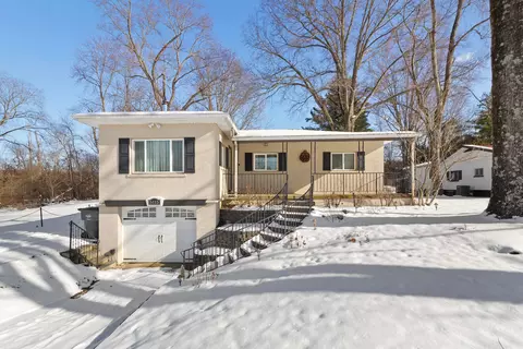 5115 Mink St SW, Pataskala, OH 43062