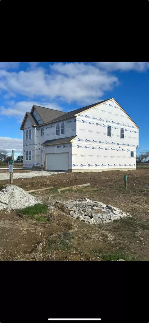 26 Thurber Rd, Ashville, OH 43103