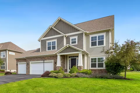 7136 Cabernet Ct, Dublin, OH 43016
