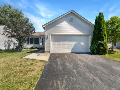 8456 Amarillo Dr, Blacklick, OH 43004