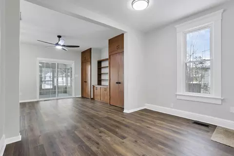 Living - 355 E 5th Ave, Lancaster, OH 43130 photo 5 of 6