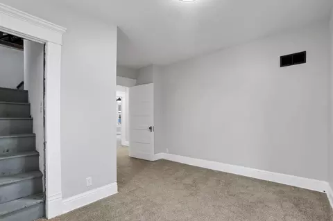 Bedroom - 355 E 5th Ave, Lancaster, OH 43130 photo 13 of 13