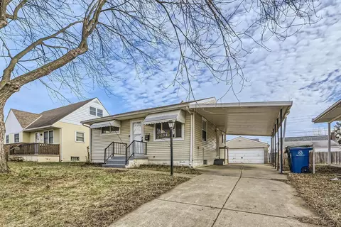 694 French Dr, Columbus, OH 43228