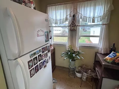 Kitchen - 117 E Postal Ave, Newark, OH 43055 photo 3 of 3