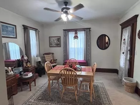 117 E Postal Ave, Newark, OH 43055