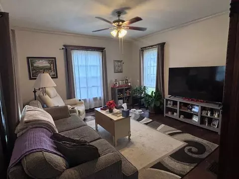 Living - 117 E Postal Ave, Newark, OH 43055 photo 1 of 2
