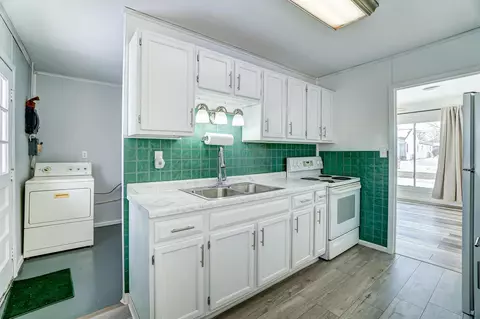 Other - 1065 Sunshine St, Circleville, OH 43113 photo 1 of 4
