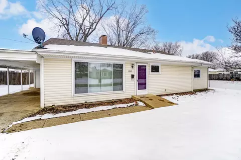 Exterior - 1065 Sunshine St, Circleville, OH 43113 photo 2 of 9