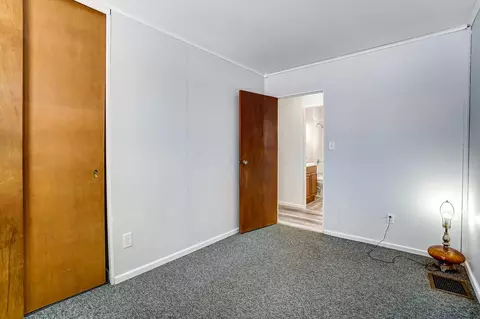 Bedroom - 1065 Sunshine St, Circleville, OH 43113 photo 6 of 6