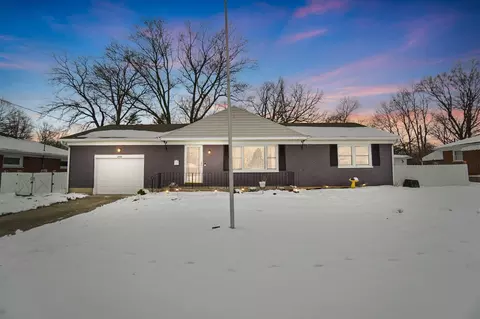 2555 Home Orchard Dr, Springfield, OH 45503
