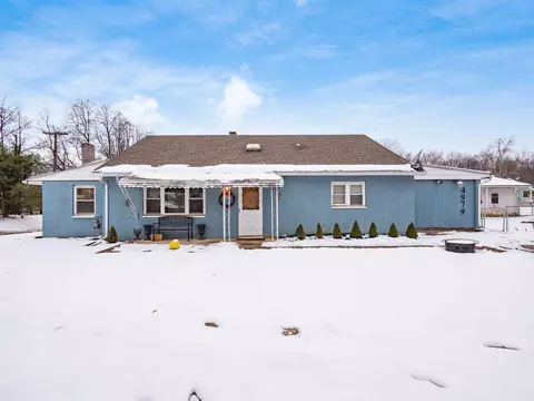 4979 Ridge St, Columbus, OH 43207