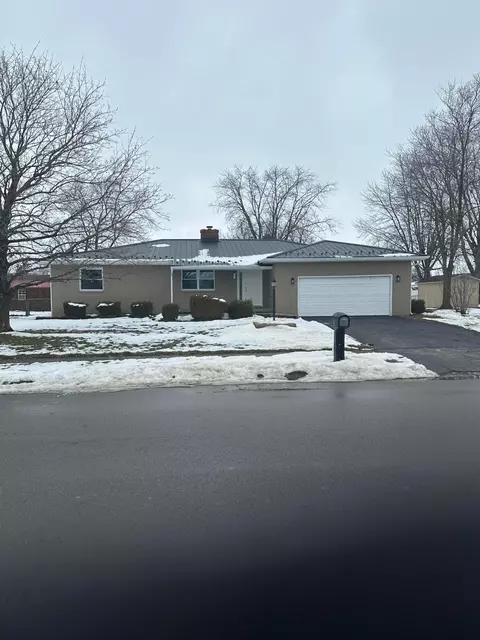632 Glenn Ave, Washington Court House, OH 43160