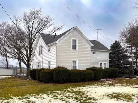 1333 Bulle Rd, Sidney, OH 45365