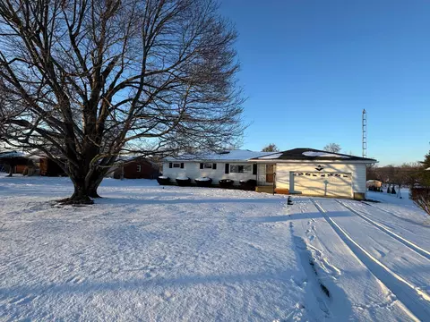 1549 W High St NE, Newark, OH 43055