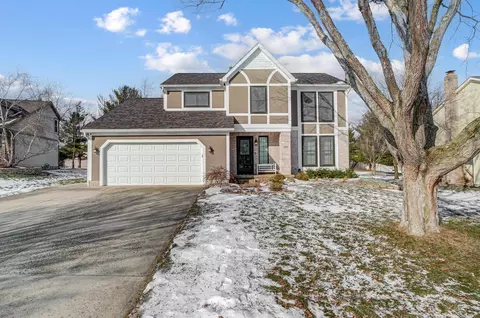 6189 Brookmeade Cir, Grove City, OH 43123