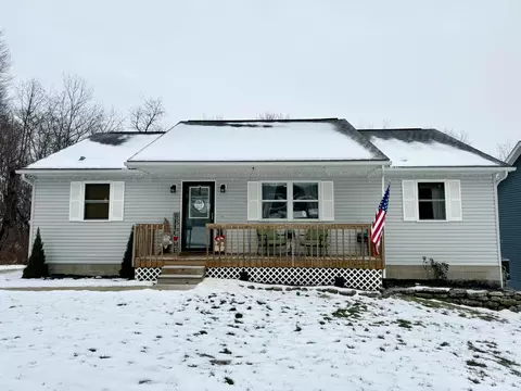 445 Ridgeland Cir, Howard, OH 43028