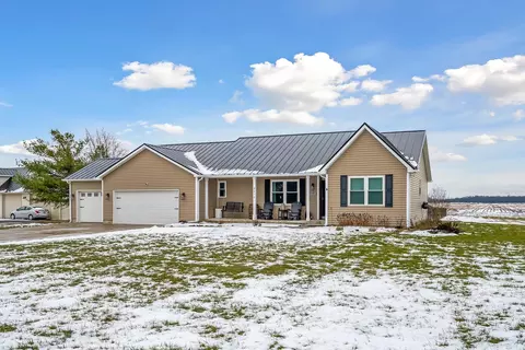2216 State Route 229, Ashley, OH 43003