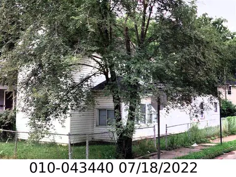1865 S 5th St, Columbus, OH 43207